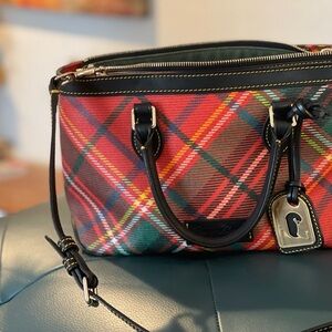 Very nice Dooney and Bourke red plaid purse
